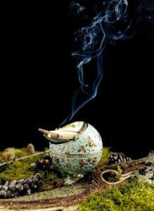 Read more about the article Best Ceramic Ashtray for Modern Apartments and Small Spaces