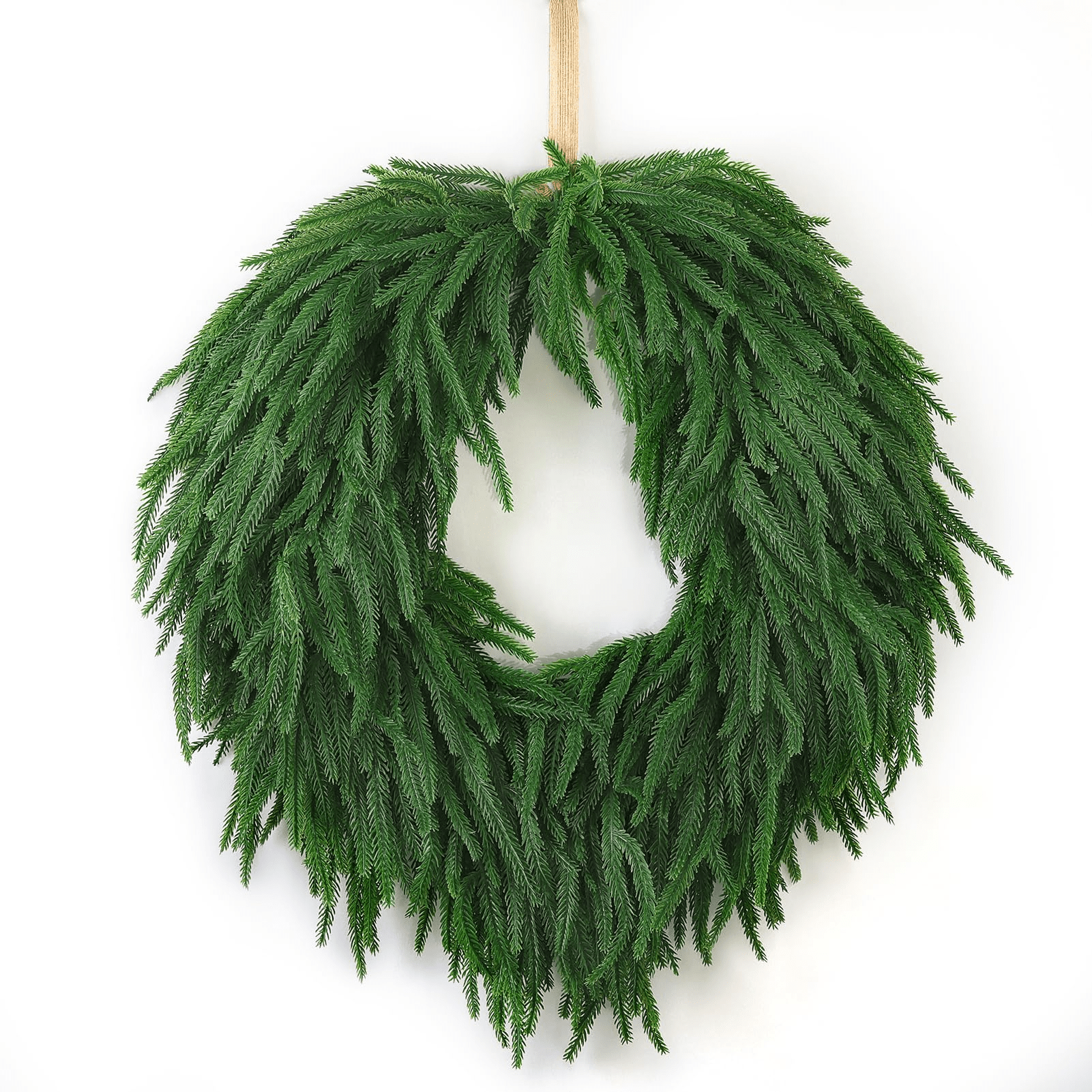 Read more about the article Affordable Christmas Wreaths in New York City Under $100
