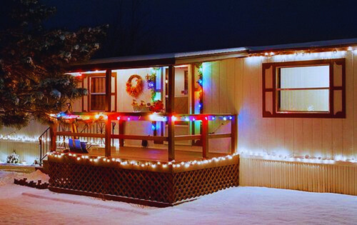 how to hang christmas lights on a mobile home