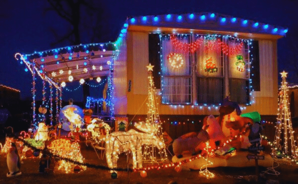how to hang christmas lights on a mobile home
