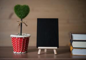 Read more about the article Best Display Book Stands for Modern Home Decor