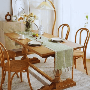 table runner with tassels
